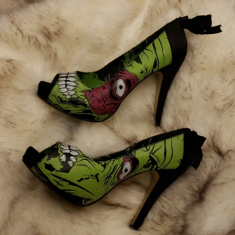 Zombie High Heels